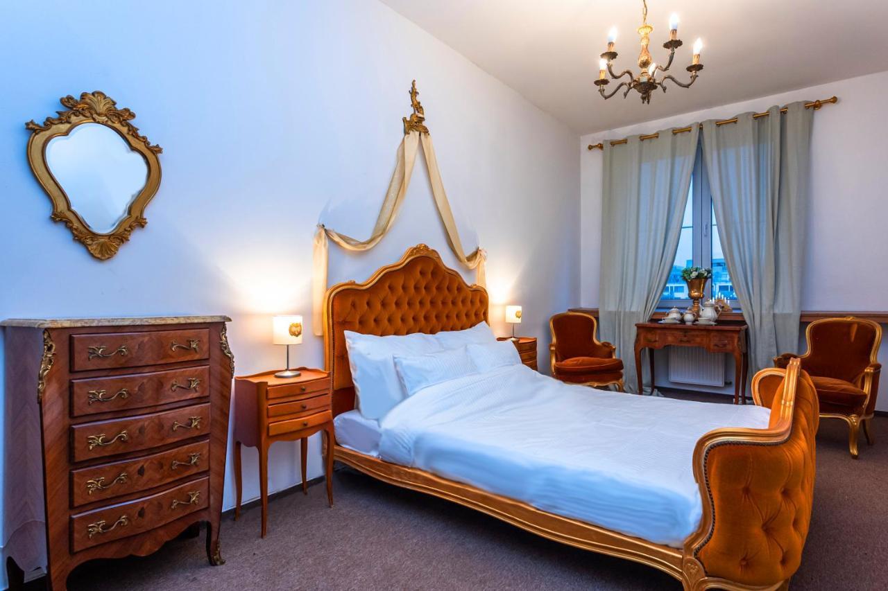 شقة براغ  في Bank Invest Apartmens - Old Town المظهر الخارجي الصورة
